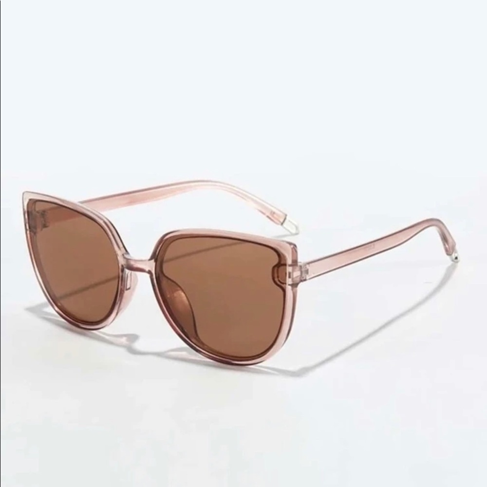 🤩HP🤩Cat eye sunglasses - Picture 1 of 3